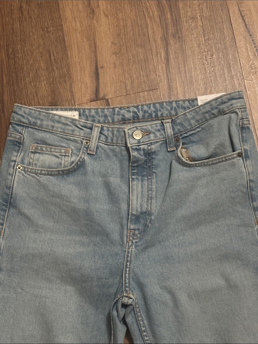 Zara Crop Flare, size 10 (sold out online) - Picture 5 of 7